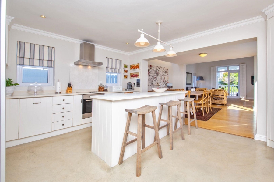 To Let 2 Bedroom Property for Rent in Thesen Islands Western Cape